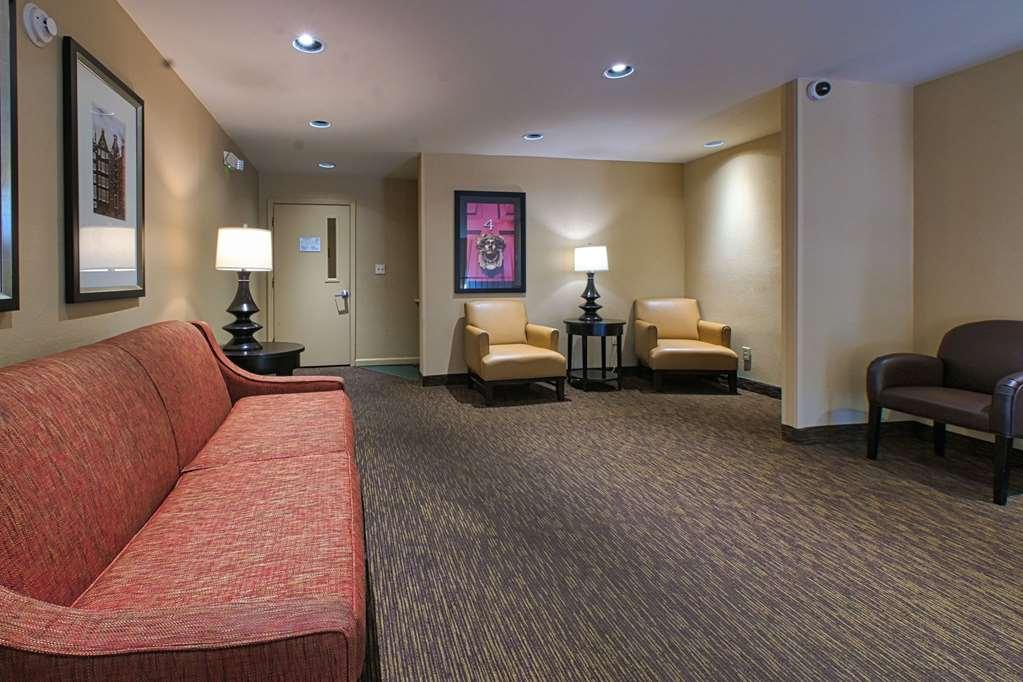 Suburban Studios Louisville East ภายใน รูปภาพ