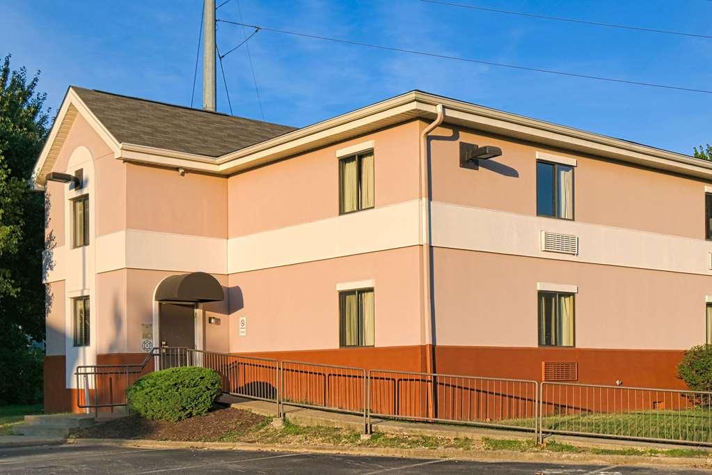 Suburban Studios Louisville East ภายนอก รูปภาพ