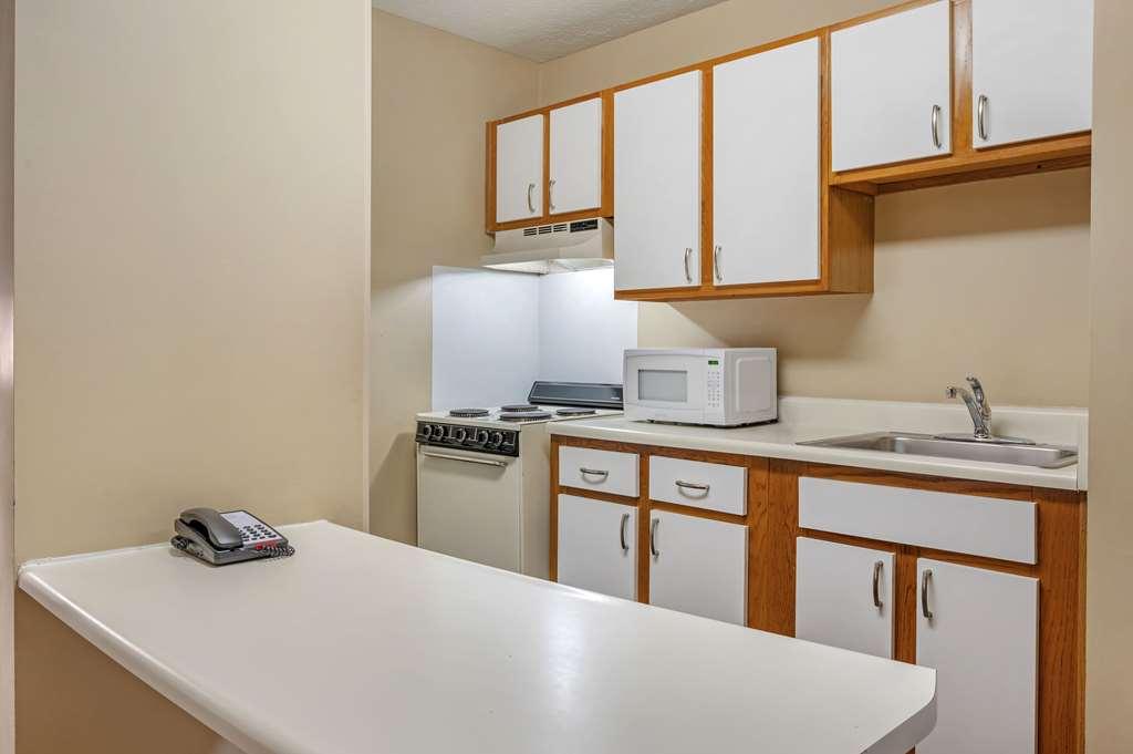 Suburban Studios Louisville East ห้อง รูปภาพ